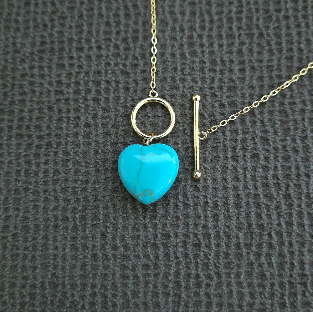 Blue Jade Heart🩵 Pendant Toggle Necklace - NWT - Picture 9 of 16